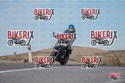 Volterra 19-10-25 h15-10 2138