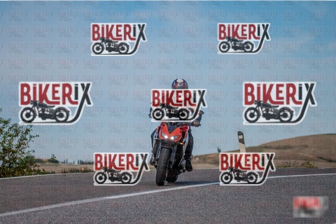 Volterra 19-10-25 h15-11 2157