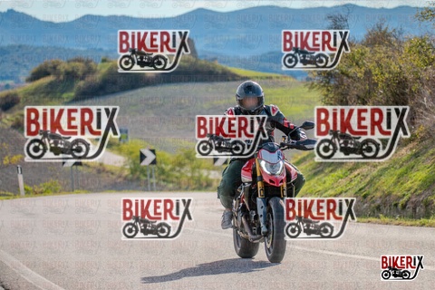 Volterra 19-10-25 h15-21 2217