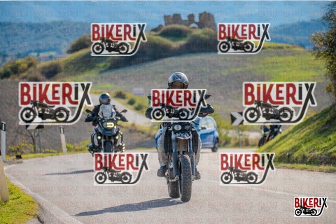 Volterra 19-10-25 h15-34 2306