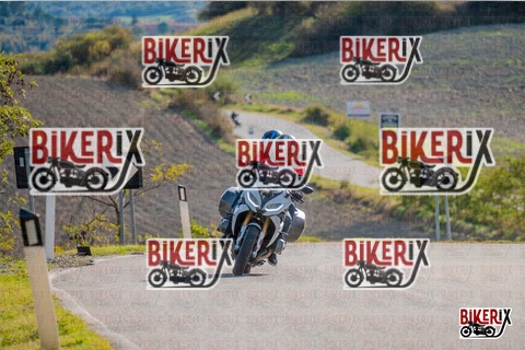 Volterra 19-10-25 h15-41 2366