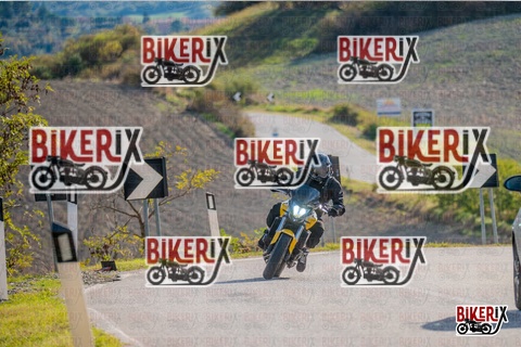 Volterra 19-10-25 h15-41 2380