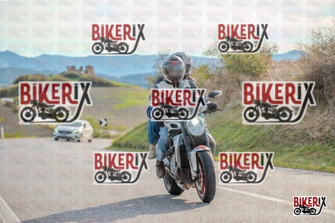 Volterra 19-10-25 h16-02 2447